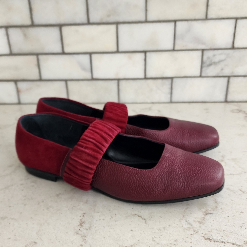 M. Gemi ballare burgandy suede and  leather ballet flats made in italy